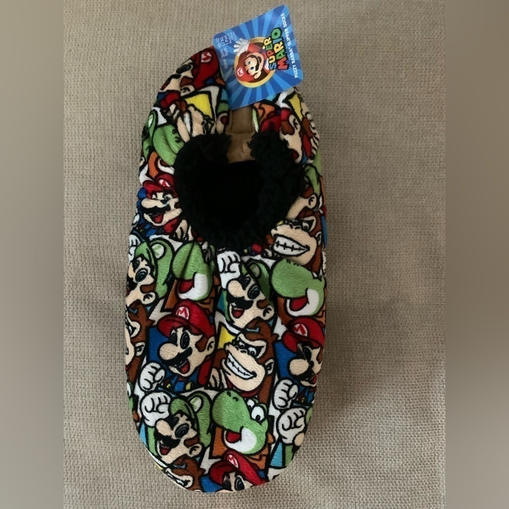 Super Mario Fuzzy Babba Slipper Socks